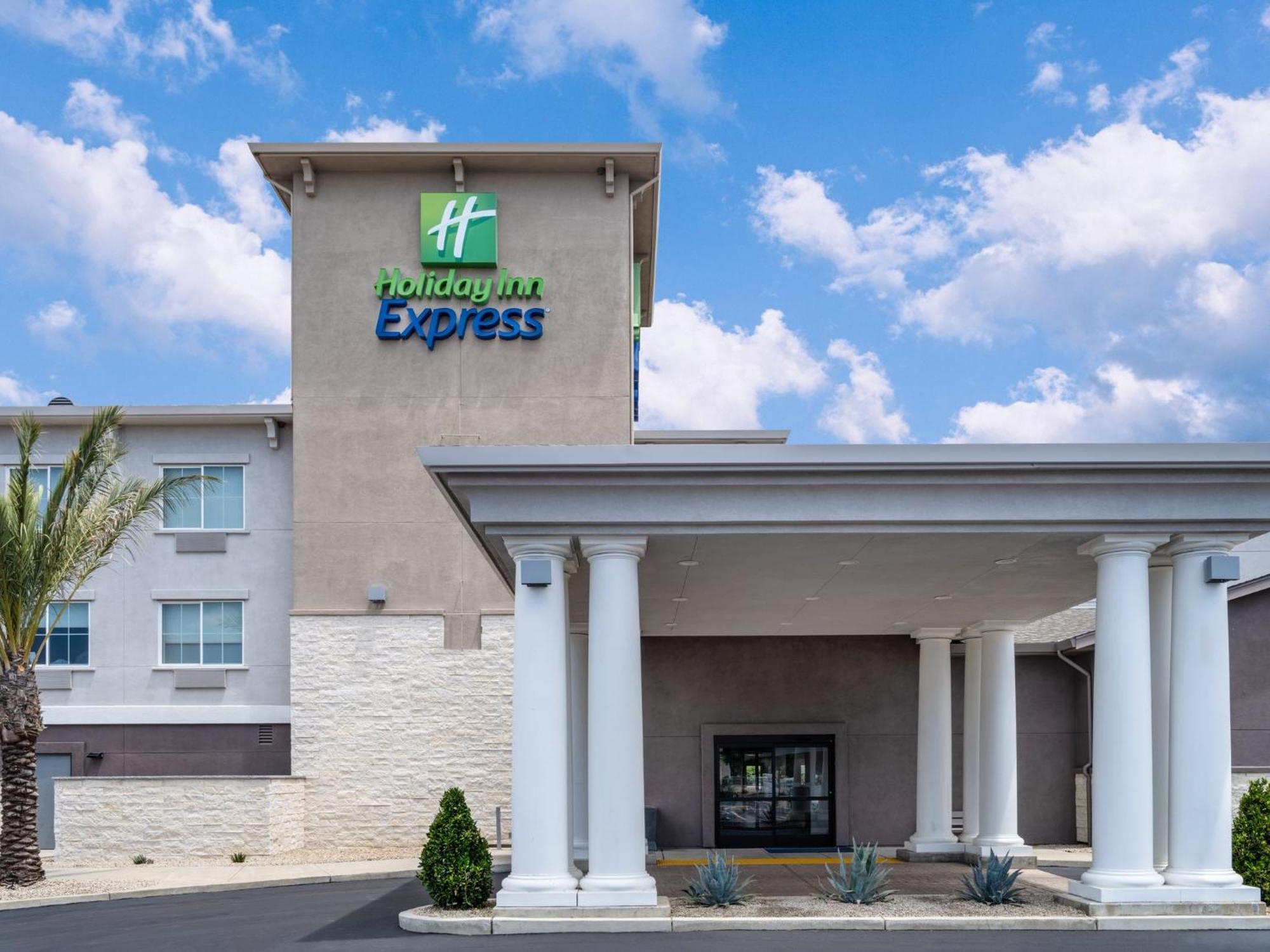 Holiday Inn Express Lodi By Ihg Dış mekan fotoğraf